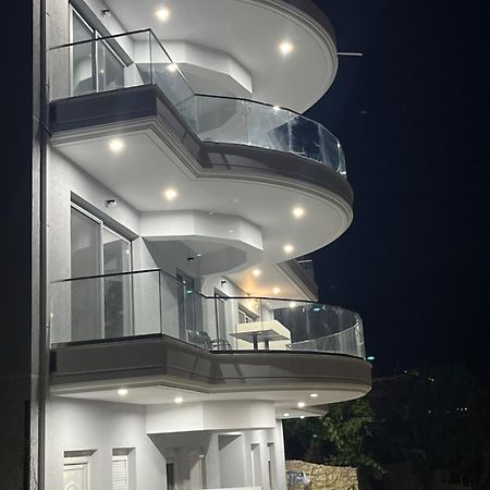 Sun George Bed & Breakfast ฮีมาเรอ ภายนอก รูปภาพ
