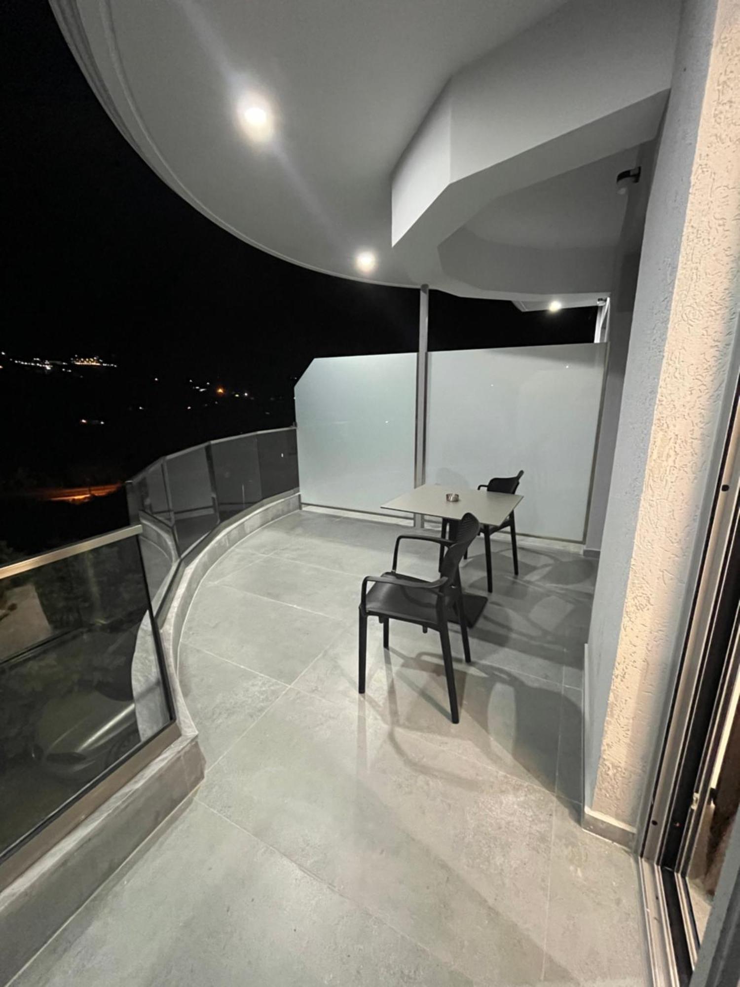 Sun George Bed & Breakfast ฮีมาเรอ ภายนอก รูปภาพ