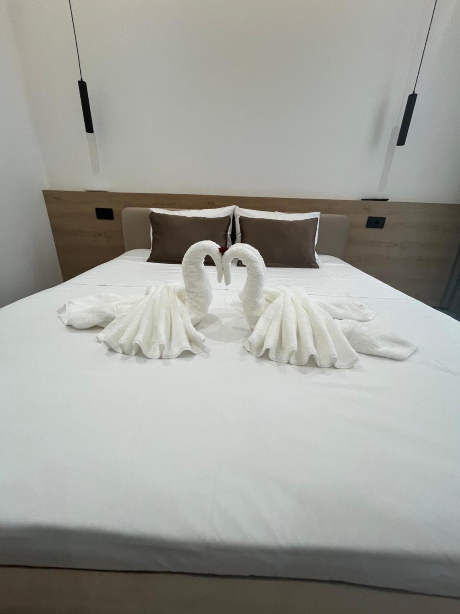 Sun George Bed & Breakfast ฮีมาเรอ ภายนอก รูปภาพ